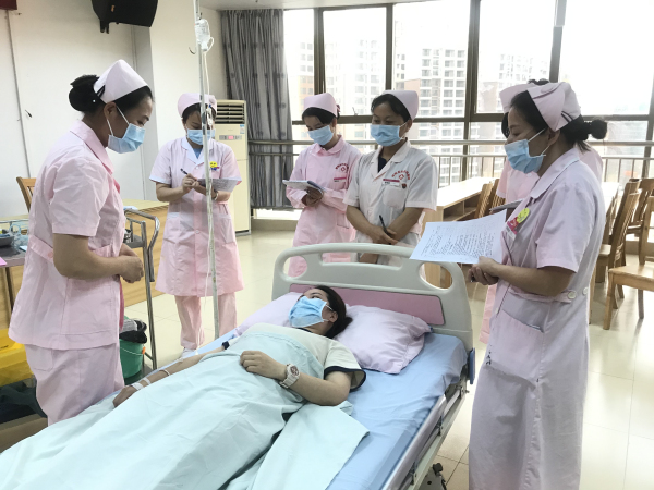 郁南縣婦幼保健院舉辦“傳承紅色基因，提升護(hù)理技能”操作比賽2.jpg