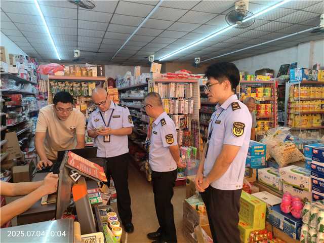 7.4，云浮聯同郁南開展食品安全“你點我檢”暨食品安全科普宣傳進農村活動照片2.jpg